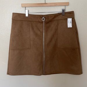 NWT Maurices Suede Look Skirt. Size 14W